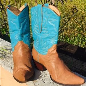 Western Boots • Women’s Cowboy Boots